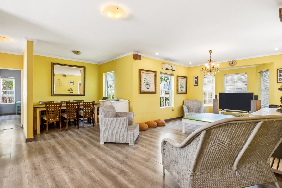 2 Bedroom Property for Sale in Zevenzicht Western Cape